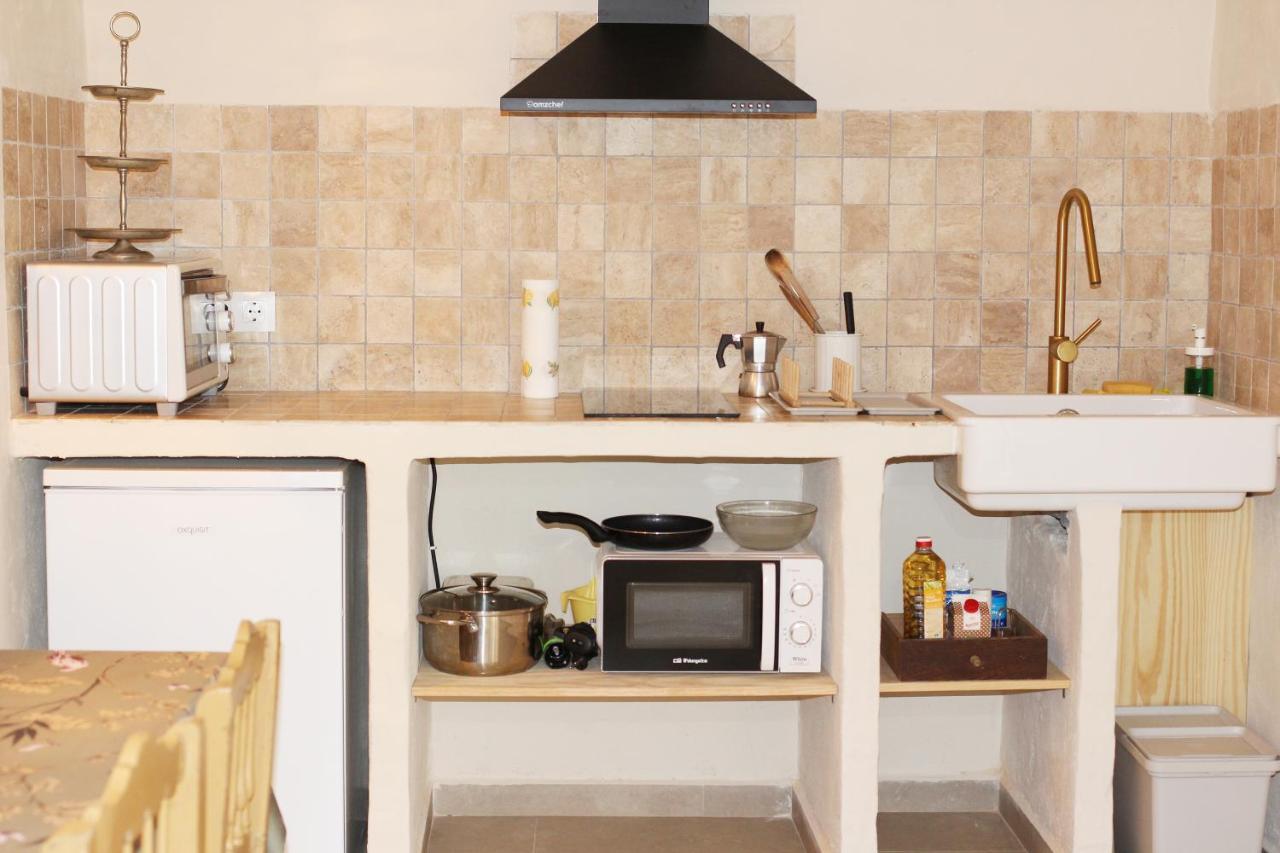 El Reposo De La Grulla Apartment Perales del Puerto Luaran gambar